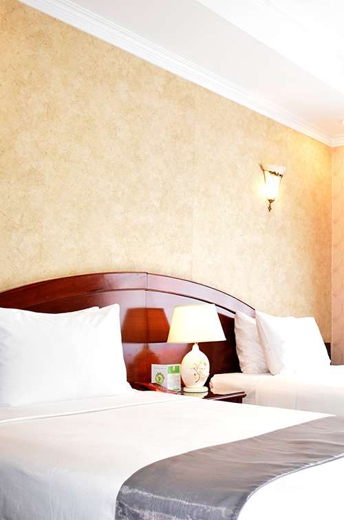 Khách sạn Rạng Đông