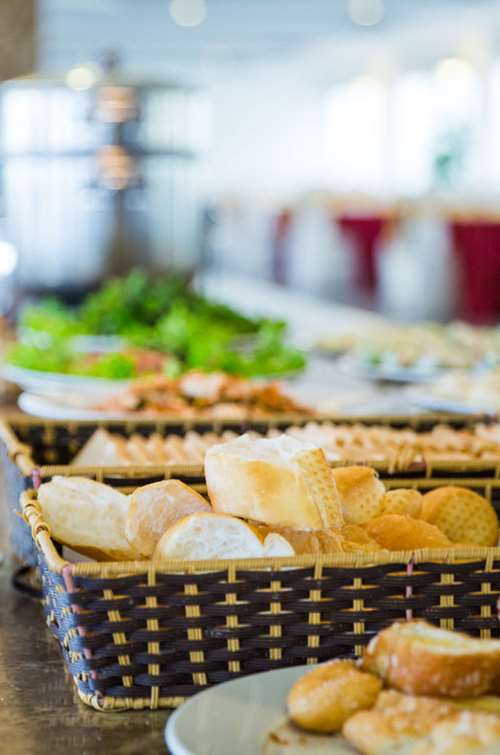 Khách sạn Rạng Đông