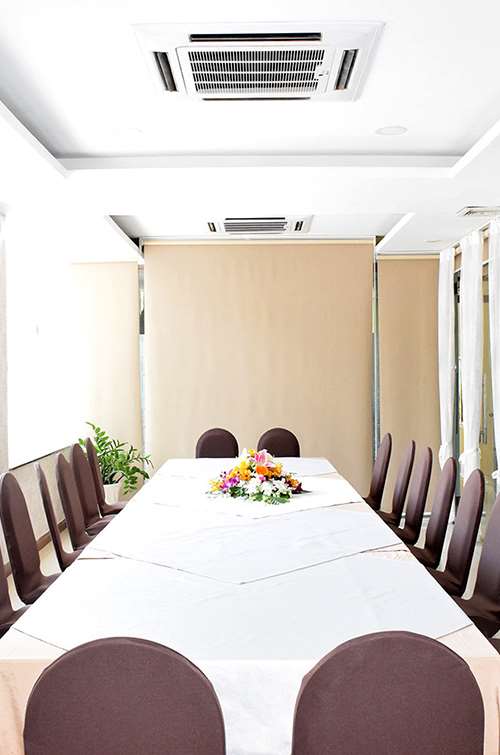 Khách sạn Rạng Đông