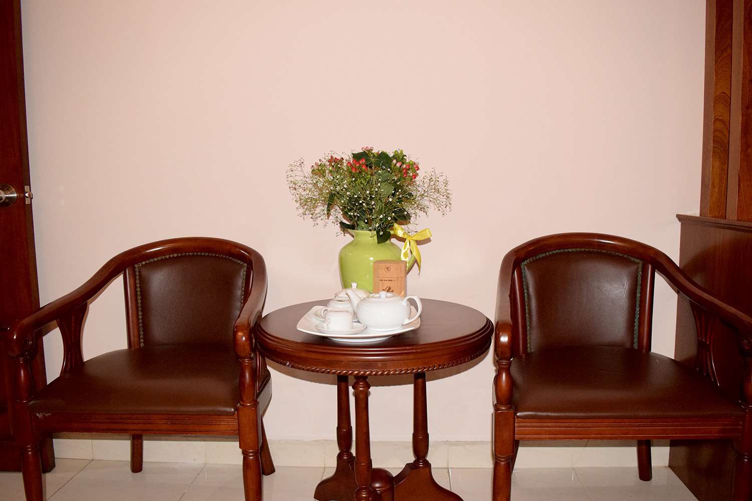 Khách sạn Rạng Đông